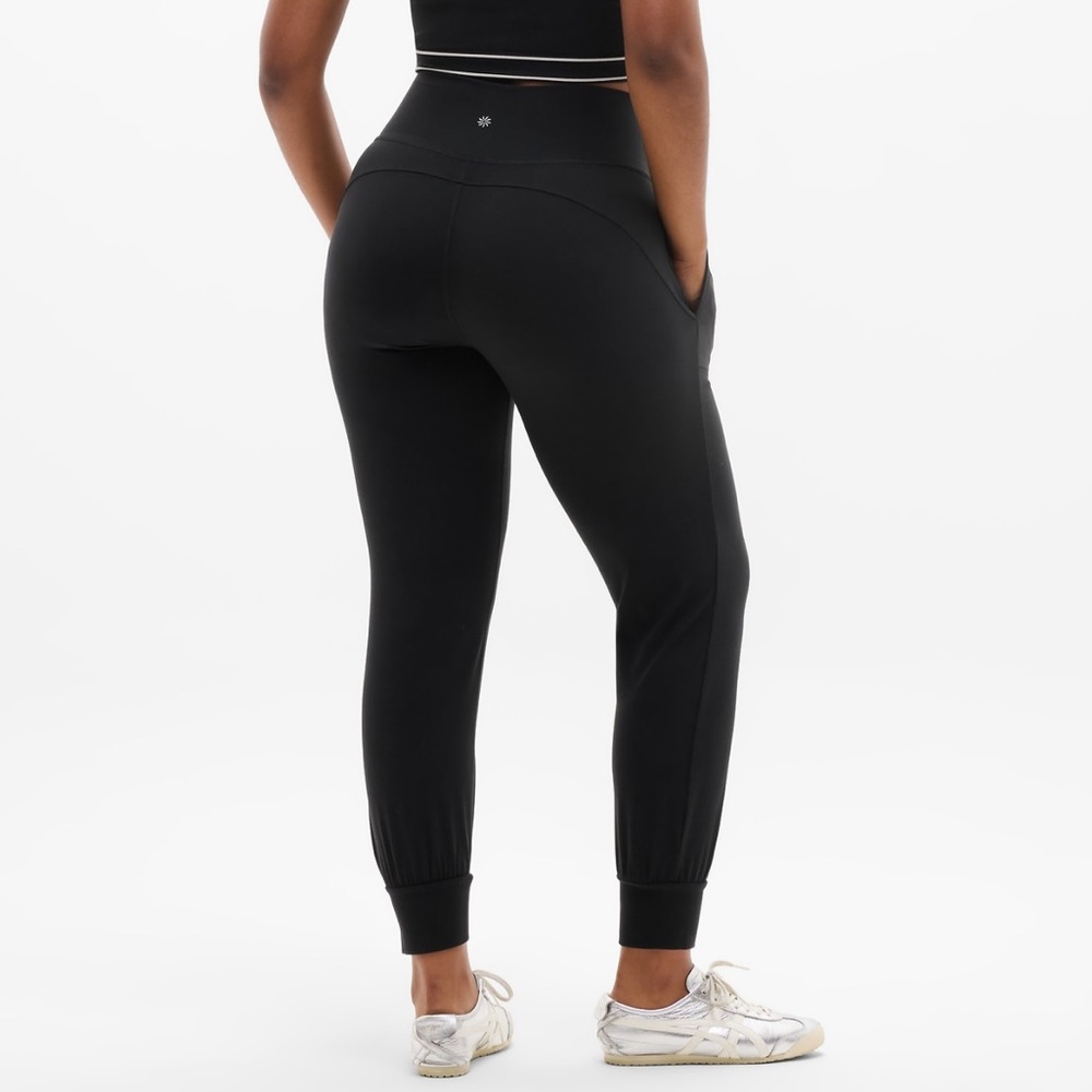 Athleta Women’s Salutation Joggers Black Pants Small Tall Long - Picture 3 of 6